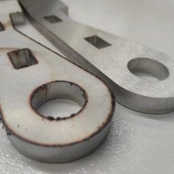 Aluminum deburring rounding finishing after laser cutting